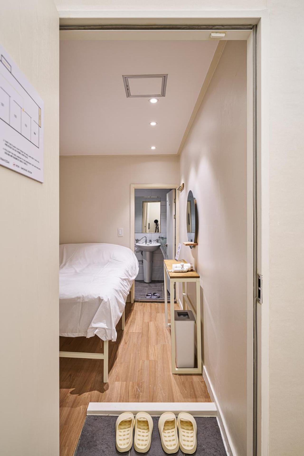 Auberge de jeunesse Life In Insa à Séoul Extérieur photo